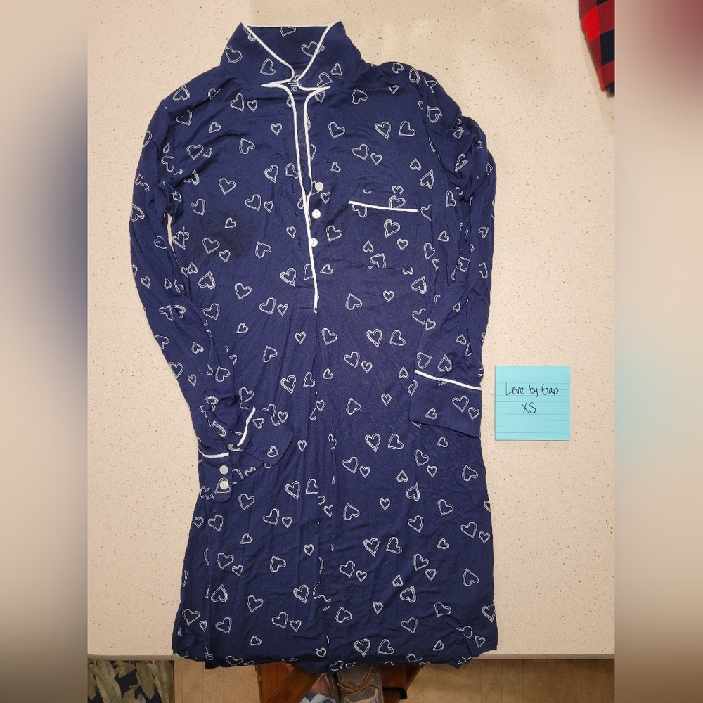 Love by gap maternity sleep dress